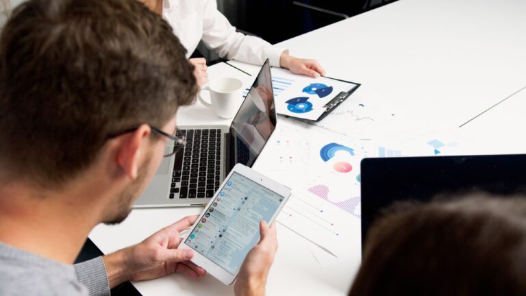 Facebook Marketing Guide for Small Business Owners