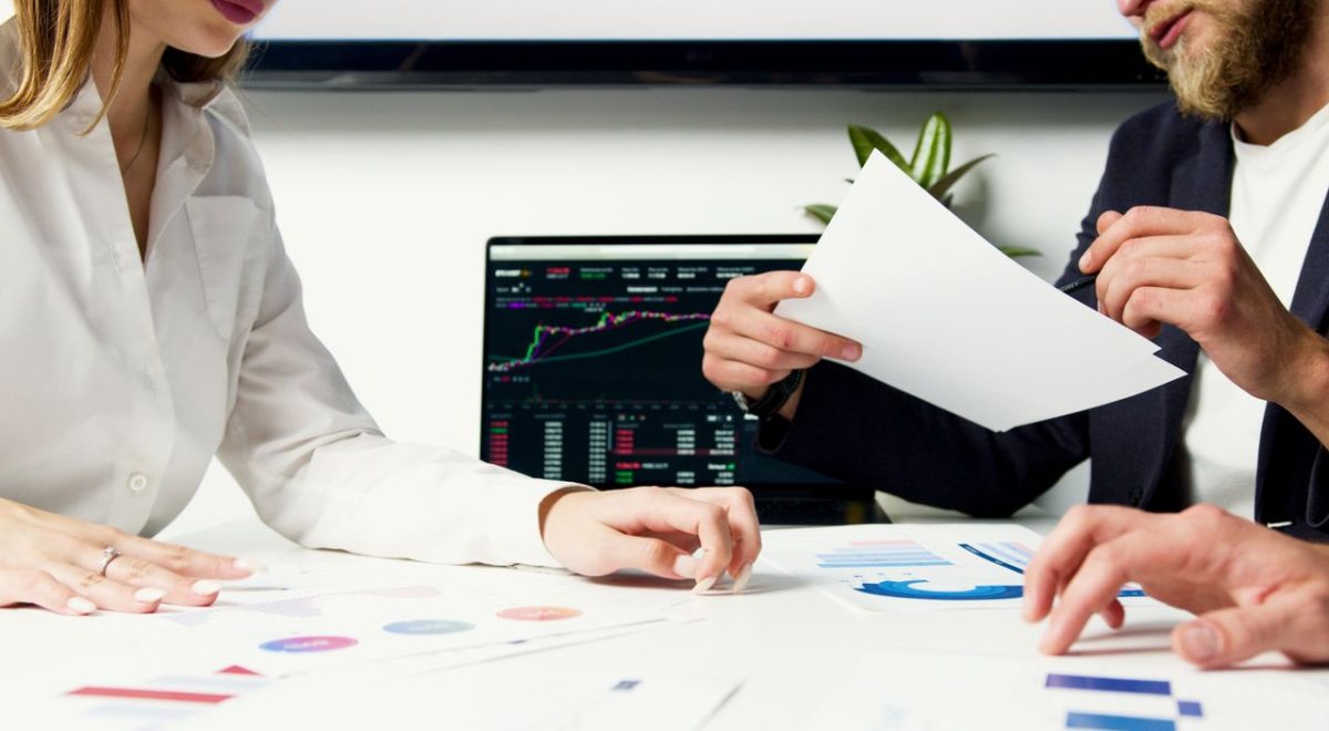 Branding and Marketing Tips to Build a Powerful Online Presence